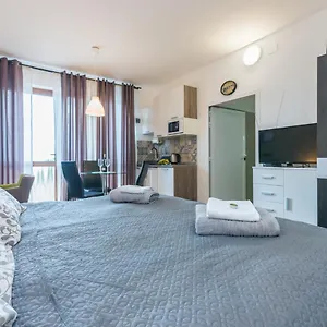 Chiara , Rijeka Croatie