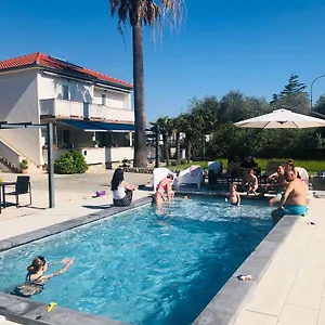 https://apartments-smilja-rab.primorje-gorskikotar.com